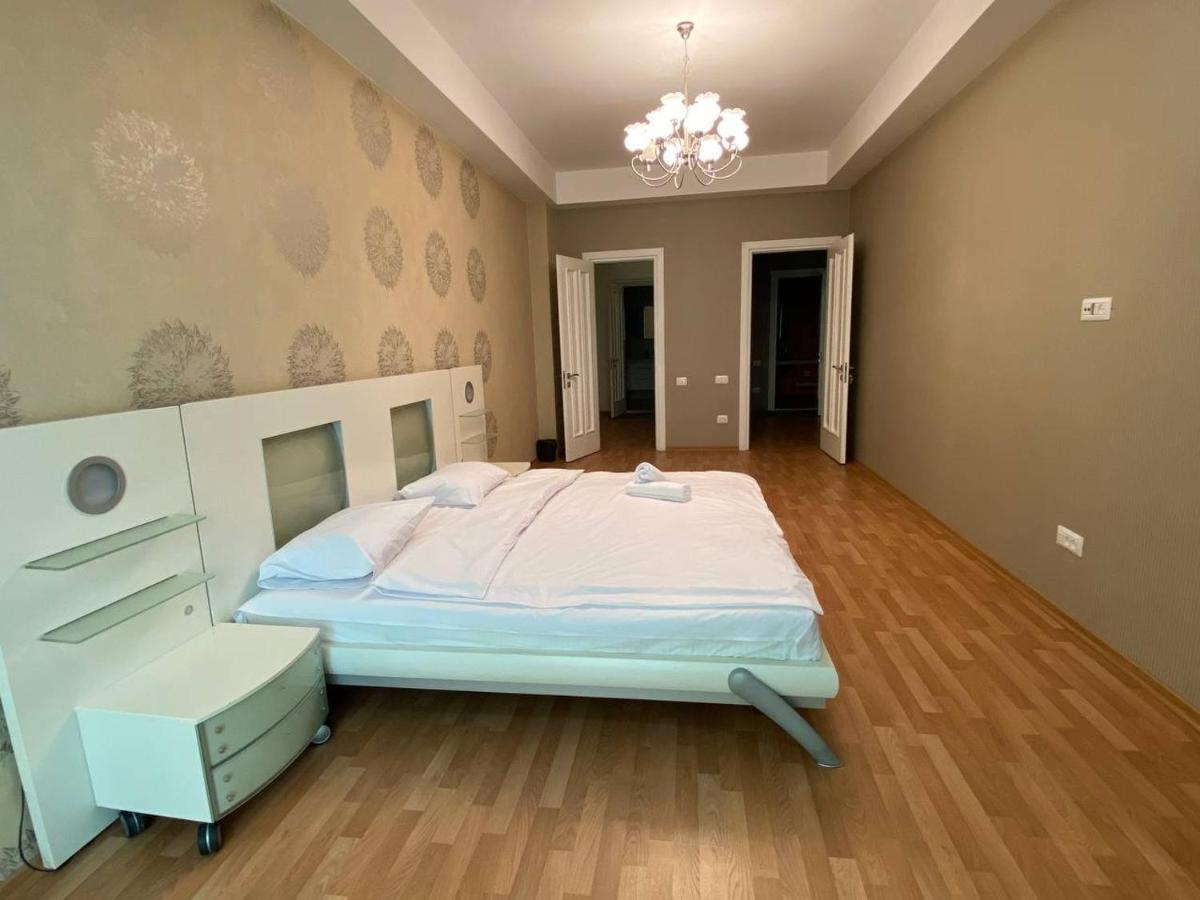 Comfort Deluxe * Baku